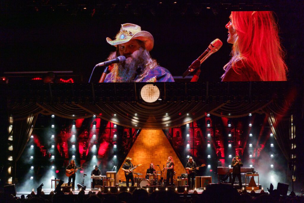 Christ Stapleton sings at concert at Verizon Wireless Amp in St. Louis