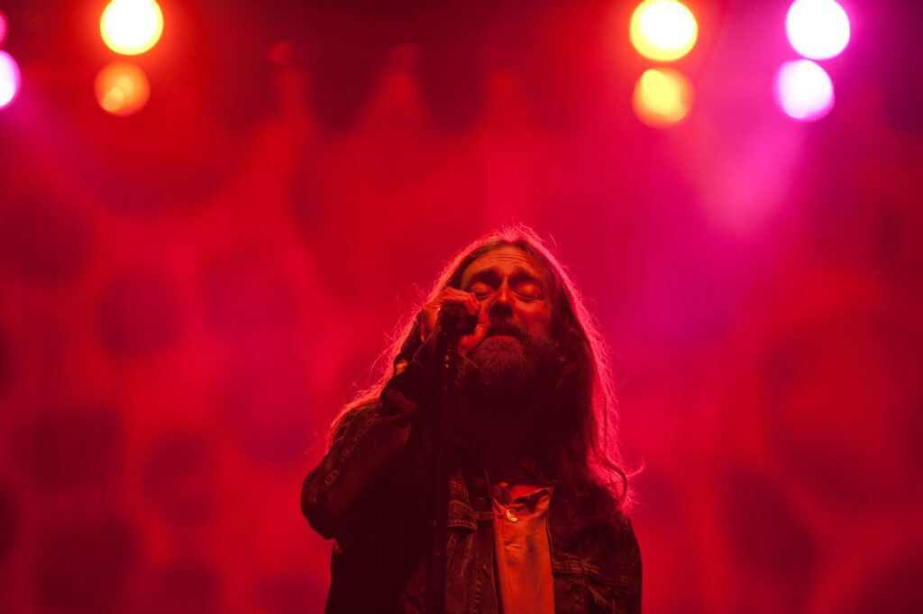Chris Robinson performs with the Black Crowes in Columbia Missouri