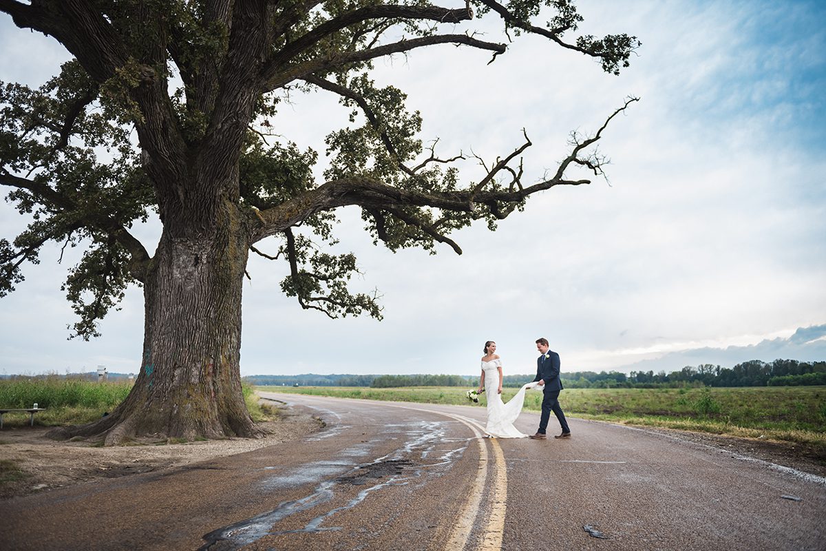 Big Tree Wedding Columbia Missouri Rachel and Kendall