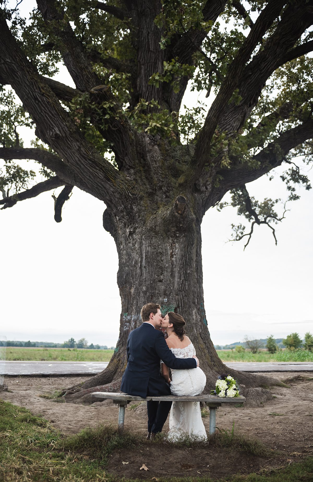 Big Tree Wedding Columbia Missouri Rachel and Kendall