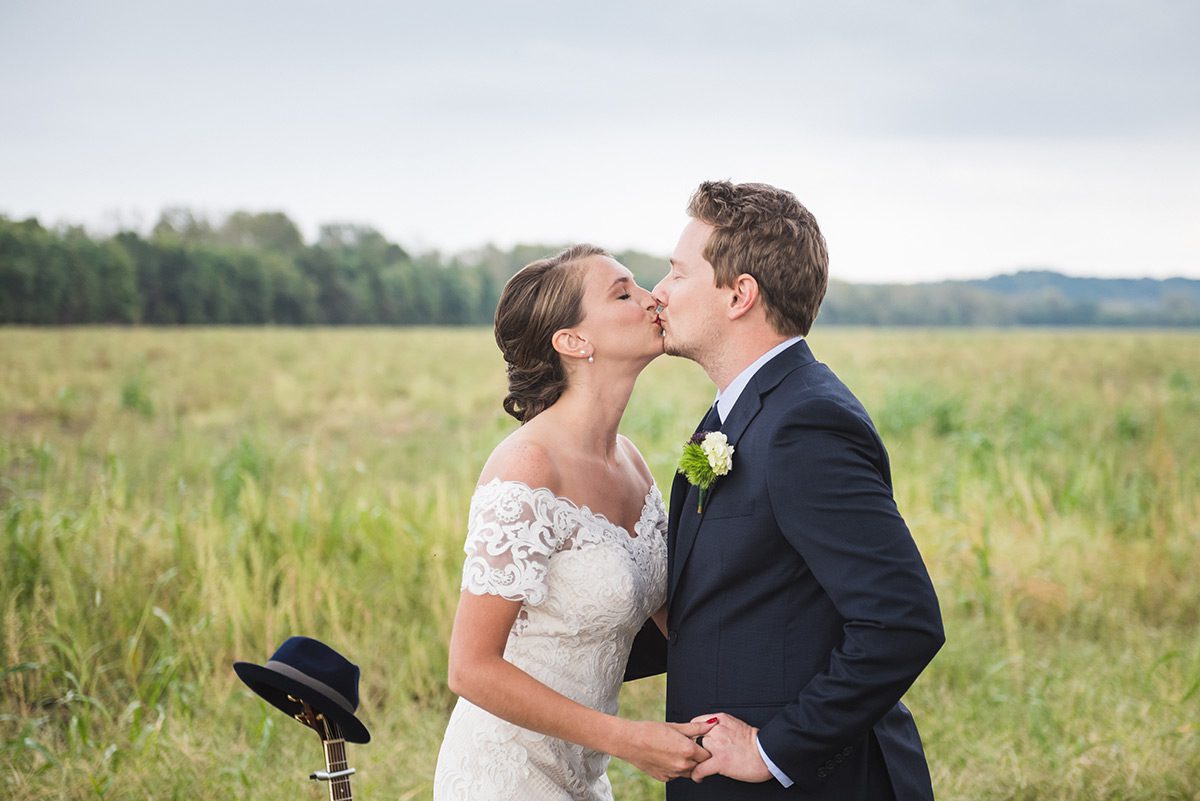 Big Tree Wedding Columbia Missouri Rachel and Kendall