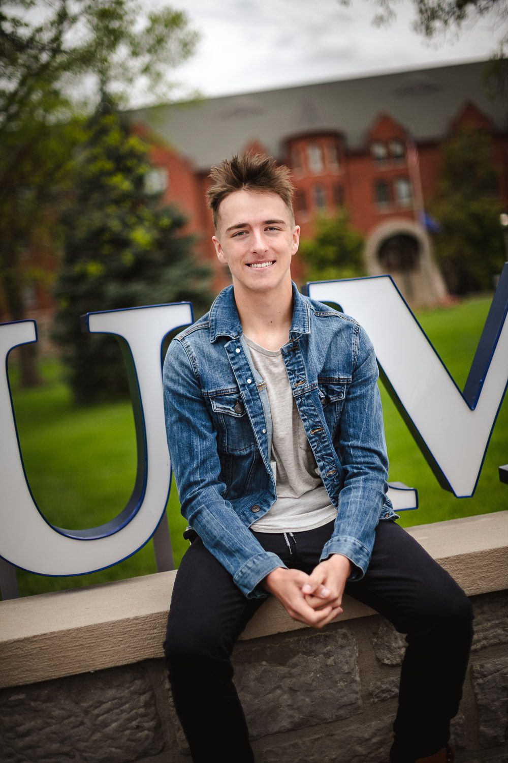 Battle High School Senior Will Doolady on the campus of Columbia College in Columbia Missouri by Scott Schaefer of Schaefer Photography.  