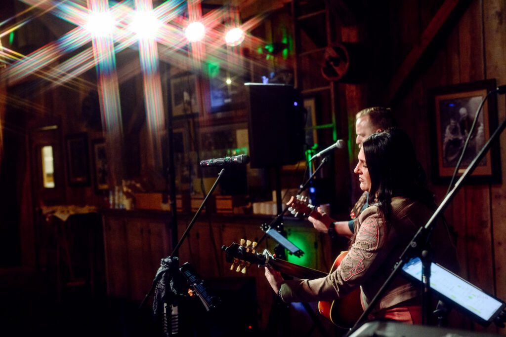 Liz Moriondo Sings and plays guitar at Dogwood Canyon